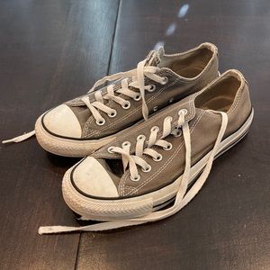 Grey converse